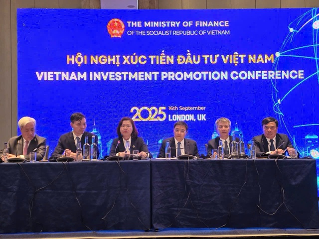 Việt Nam xúc tiến đầu tư, thúc đẩy nâng hạng thị trường chứng khoán tại Anh - Ảnh 1.