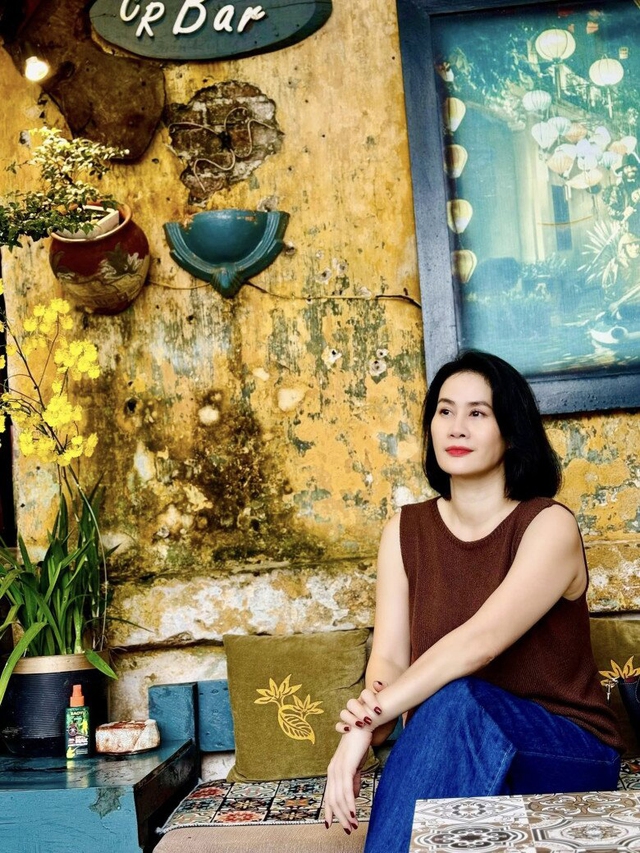 Hai người mẹ trong Mưa đỏ: Giống nhau từ trong phim đến đời thực, cùng tên, cùng tuổi và cùng một nỗi đau - Ảnh 9.