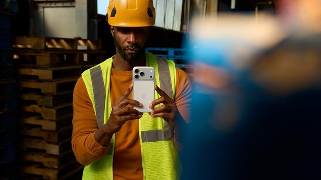 Trọng lượng iPhone 17 Pro Max bao nhiêu? Nhẹ hơn không? - Ảnh 3.