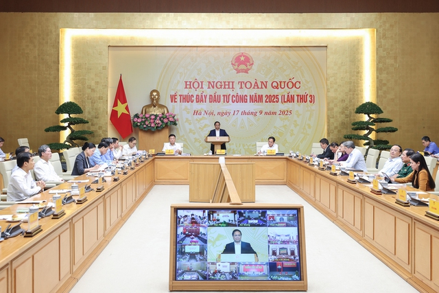 Thủ tướng: Xử lý cán bộ yếu kém, tiêu cực trong giải ngân vốn đầu tư công - Ảnh 2.