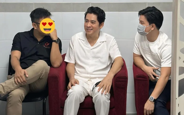 Nam diễn viên Huỳnh Anh Tuấn lộ thần sắc tươi tắn sau khi được xuất viện - Ảnh 1.