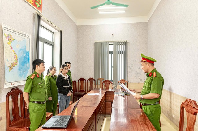 Lâm Đồng: Khởi tố đối tượng mạo danh thẩm phán hứa hẹn “chạy án”, chiếm đoạt 1,3 tỷ đồng - Ảnh 1.