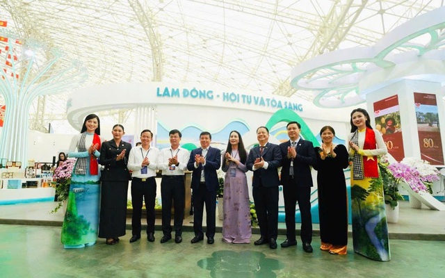 Lâm Đồng - Điểm nhấn hội tụ và tỏa sáng tại Triển lãm thành tựu Đất nước - Ảnh 1.