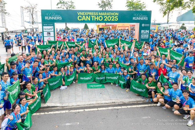 Herbalife Việt Nam đồng hành cùng giải chạy VnExpress Marathon Cần Thơ 2025 - Ảnh 1.