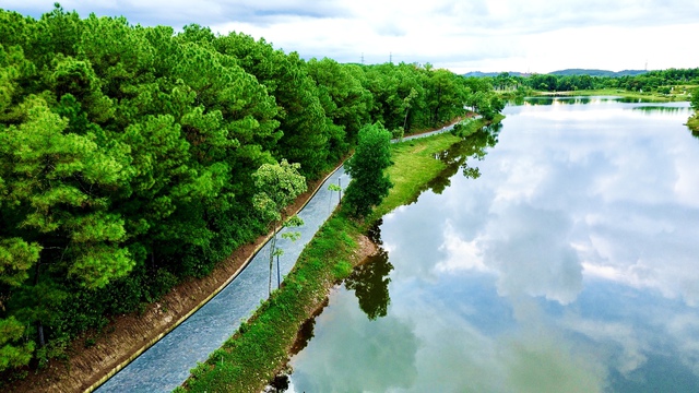 Công viên "ma mị" ở Huế hút du khách sau khi được đầu tư hàng chục tỷ đồng để chỉnh trang- Ảnh 6. Công viên "ma mị" ở Huế hút du khách sau khi được đầu tư hàng chục tỷ đồng để chỉnh trang- Ảnh 6.