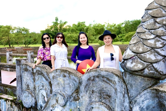 Công viên "ma mị" ở Huế hút du khách sau khi được đầu tư hàng chục tỷ đồng để chỉnh trang- Ảnh 5. Công viên "ma mị" ở Huế hút du khách sau khi được đầu tư hàng chục tỷ đồng để chỉnh trang- Ảnh 5.