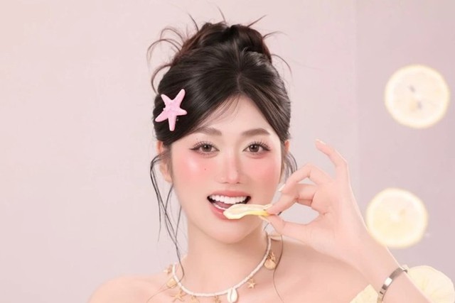 Bạn gái tin đồn của tiền đạo Đình Bắc khoe nhan sắc xinh đẹp - Ảnh 1.