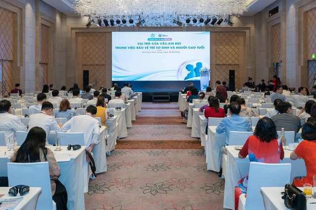 Pfizer Việt Nam và Hội Y học Dự phòng Việt Nam tổ chức hội nghị vai trò của vắc-xin trong việc bảo vệ trẻ sơ sinh và người cao tuổi - Ảnh 1.