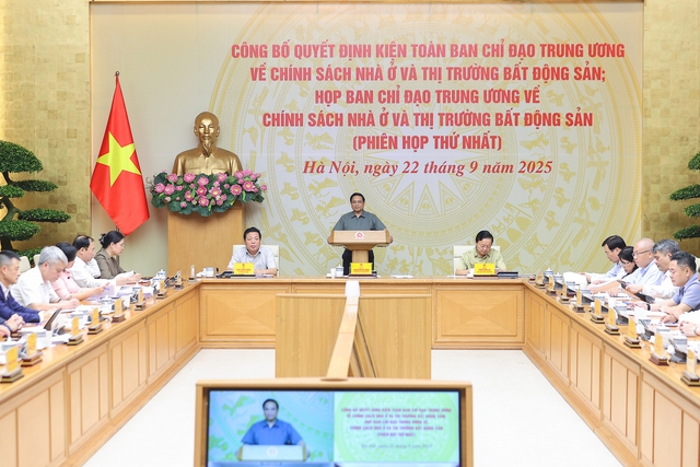 Thủ tướng: Đưa giá bất động sản về mức phù hợp - Ảnh 2.