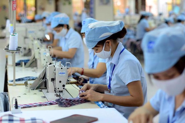Xác định điều kiện hưởng lương hưu với người chỉ có năm sinh theo quy định mới nhất - Ảnh 1.