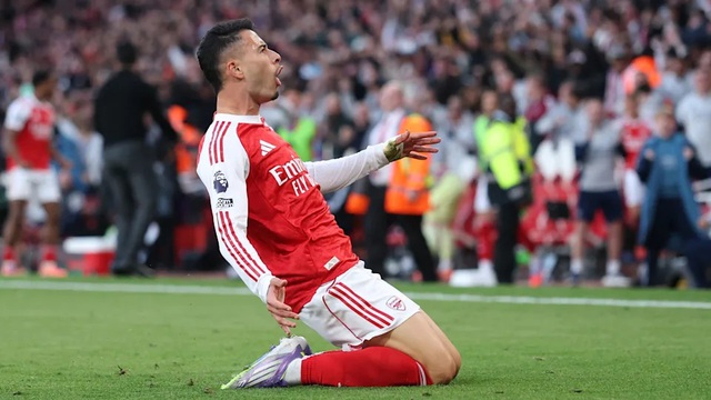 Lời tiên tri khó tin của bạn gái giúp Martinelli thành người hùng của Arsenal - Ảnh 2.