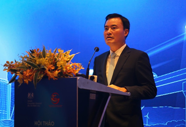 Tp.HCM đưa giao thông công cộng phát triển mạnh trong nhiều năm tới - Ảnh 1.