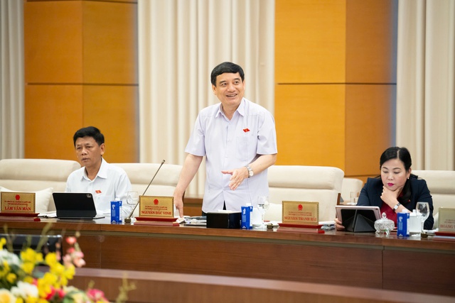 Bộ trưởng Nguyễn Mạnh Hùng: Nhiều trang tin doanh thu lớn hơn cơ quan báo chí- Ảnh 2.