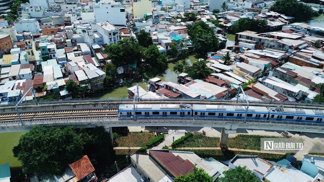 Tp.HCM đưa giao thông công cộng phát triển mạnh trong nhiều năm tới - Ảnh 4.