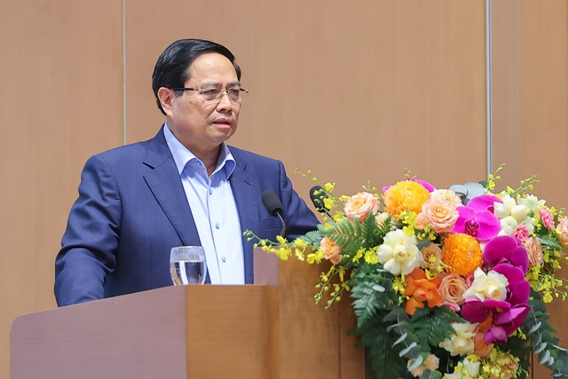 Thủ tướng: Tranh thủ "từng ngày, từng giờ" để thúc đẩy KHCN - Ảnh 1.