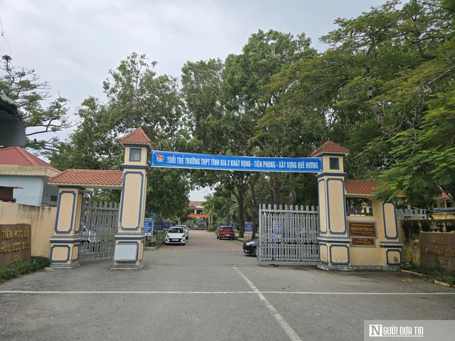 Vụ học sinh phải đóng 4 loại quỹ 1,1 triệu đồng: Trường thừa nhận sai và trả lại tiền- Ảnh 1.
