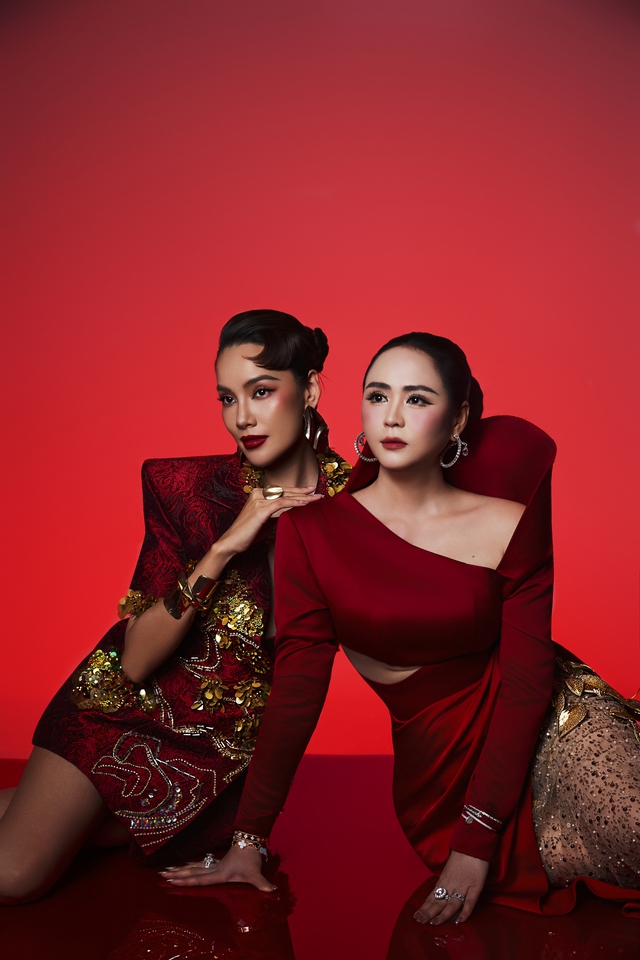 NTK Thanh Hương Bùi tái hợp 3 nàng hậu trước thềm Shanghai Fashion Week SS26 - Ảnh 4.