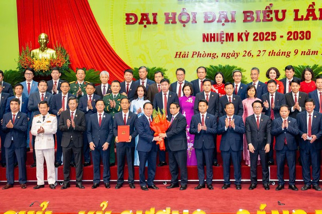 Ông Lê Tiến Châu tiếp tục giữ chức Bí thư Thành ủy Hải Phòng- Ảnh 1.