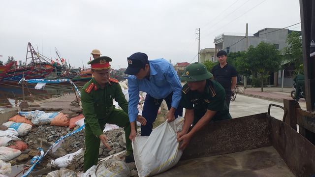 Hà Tĩnh: Dự kiến sơ tán hơn 15.000 người để phòng chống với bão số 10- Ảnh 3.