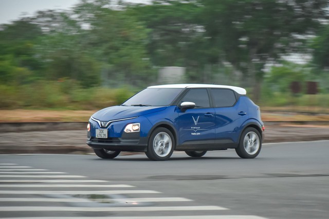 VinFast VF 5: Áp đảo đối thủ phân khúc A-SUV nhờ bài toán kinh tế thông minh - Ảnh 1.