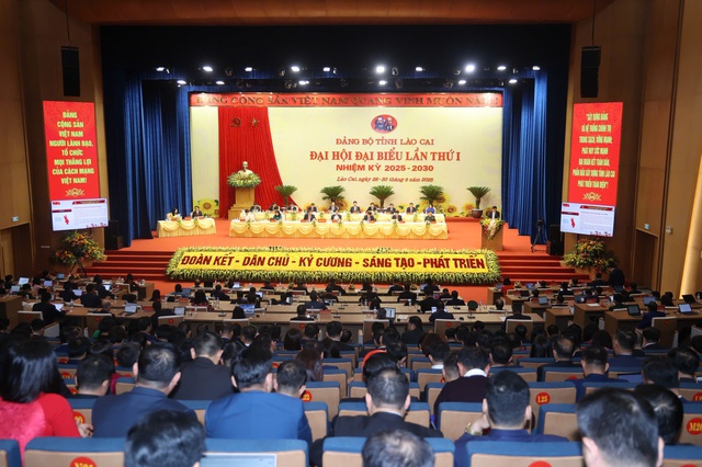 Xem xét ban hành cơ chế thí điểm mô hình cửa khẩu thông minh tại Lào Cai- Ảnh 1.