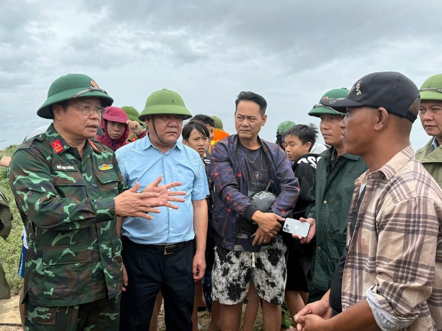 Ngư dân thoát chết trong gang tấc kể lại giây phút sinh tử giữa biển- Ảnh 3.