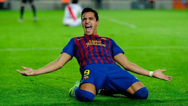 Lamine Yamal có phản ứng bất ngờ khi Sanchez trở lại La Liga - Ảnh 1. Lamine Yamal có phản ứng bất ngờ khi Sanchez trở lại La Liga - Ảnh 1.
