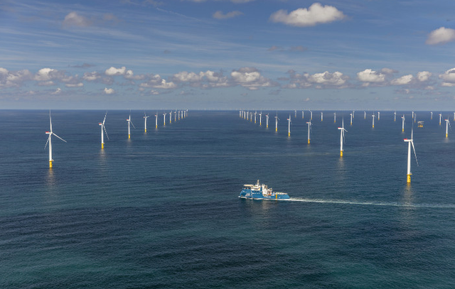 Trang trại điện gió với hơn 100 turbine đang hình thành trên Biển Baltic - Ảnh 1.