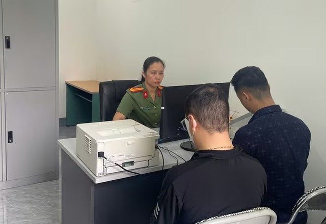 Dùng ảnh AI đăng tin sai sự thật, 3 trường hợp bị xử phạt- Ảnh 1.