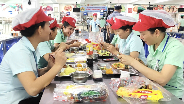 Đầu tư nội lẫn ngoại bùng nổ, Đà Nẵng thu hút vốn kỷ lục- Ảnh 2. Đầu tư nội lẫn ngoại bùng nổ, Đà Nẵng thu hút vốn kỷ lục- Ảnh 2.