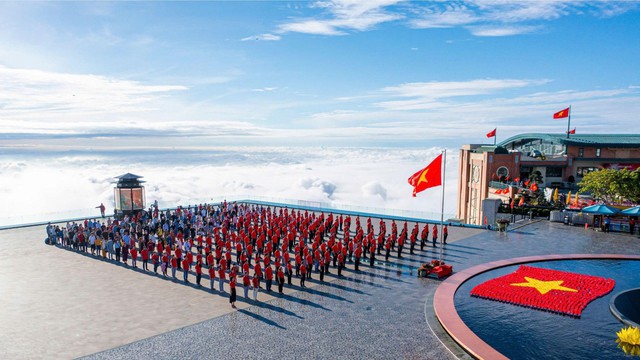 Du khách Việt và quốc tế vui Tết Độc lập 2/9 tại Sun Paradise Land ba miền - Ảnh 8.