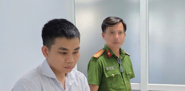 Bắt tạm giam nhân viên bảo hiểm chiếm đoạt tiền tỷ của khách hàng- Ảnh 1. Bắt tạm giam nhân viên bảo hiểm chiếm đoạt tiền tỷ của khách hàng- Ảnh 1.