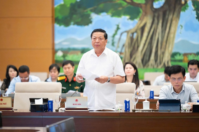 Tạo điều kiện thuận lợi cho các thành phần kinh tế đầu tư, khai thác cảng hàng không - Ảnh 1.