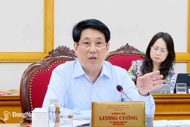 Bộ Chính trị cho ý kiến dự thảo văn kiện Đại hội Đảng bộ tỉnh Đồng Nai - Ảnh 3.