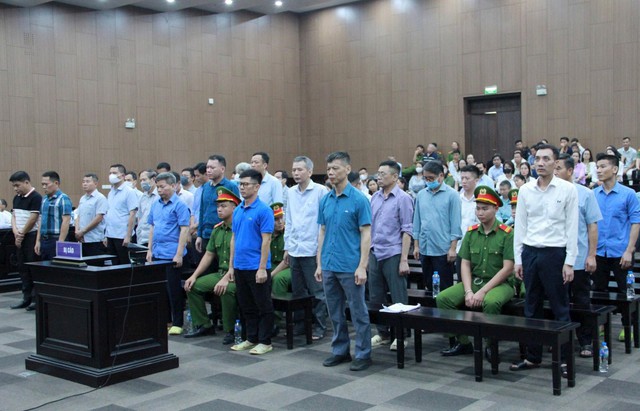 Bất ngờ những lời khai về chi số tiền "cảm ơn" nhận từ Tập đoàn Thuận An- Ảnh 1. Bất ngờ những lời khai về chi số tiền "cảm ơn" nhận từ Tập đoàn Thuận An- Ảnh 1.