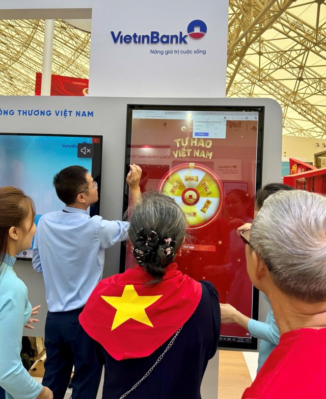 Điểm check-in nhận quà “cực chất” tại Triển lãm 80 năm thành tựu đất nước - Ảnh 4.