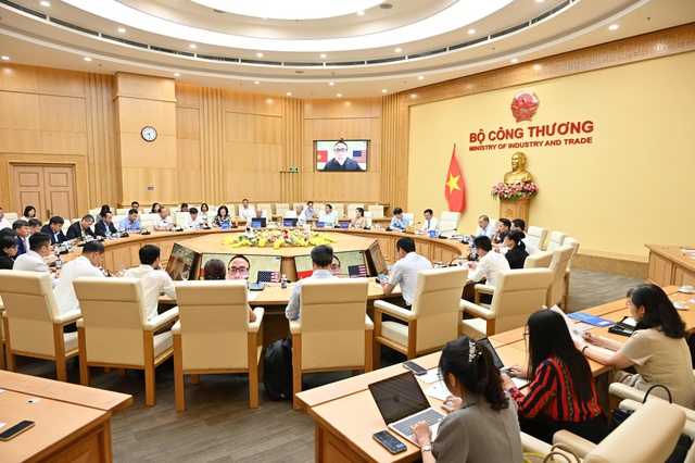 Thêm lực đẩy để hoàn thành mục tiêu xuất khẩu 2025- Ảnh 2. Thêm lực đẩy để hoàn thành mục tiêu xuất khẩu 2025- Ảnh 2.