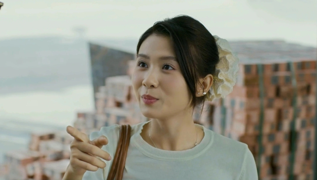 Nhan sắc trong trẻo của diễn viên Chang Mây đang phủ sóng loạt phim giờ vàng VTV - Ảnh 3.