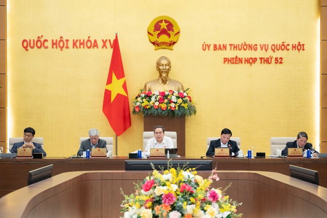 Tr&igrave;nh Quốc hội kho&aacute; XVI bầu, ph&ecirc; chuẩn nh&acirc;n sự l&atilde;nh đạo tại Kỳ họp thứ nhất- Ảnh 1.