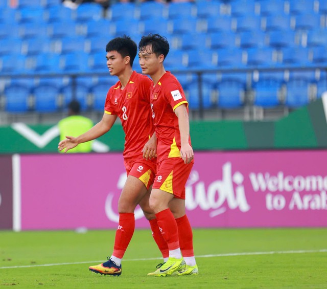 Tuổi 19 của nam cầu thủ vừa khuynh đảo U23 ch&acirc;u &Aacute; - Ảnh 3.