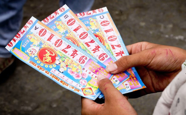 Trở th&agrave;nh tỷ ph&uacute; sau tr&uacute;ng số: Giấc mơ đổi đời hay cơn &aacute;c mộng?- Ảnh 2.