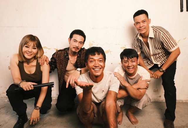 "Thi&ecirc;n đường m&aacute;u" gia nhập "c&acirc;u lạc bộ phim trăm tỉ" - Ảnh 2.