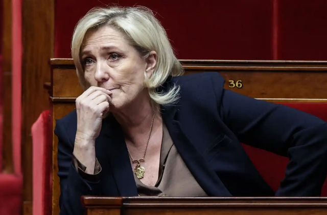 Bắt đầu phi&ecirc;n t&ograve;a quyết định vận mệnh ch&iacute;nh trị của b&agrave; Marine Le Pen - Ảnh 1.