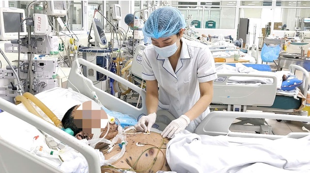 L&acirc;y thủy đậu từ con g&aacute;i, người đ&agrave;n &ocirc;ng khỏe mạnh rơi v&agrave;o nguy kịch - Ảnh 1.