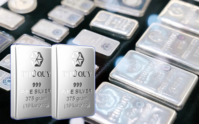 Bạc trong nước tăng dựng đứng, th&ecirc;m 6-7 triệu đồng/kg sau 1 tuần- Ảnh 1.