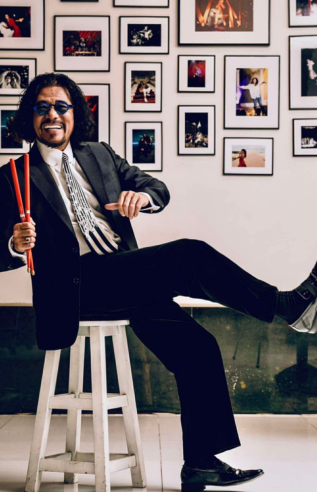 Danh ca Cẩm V&acirc;n &ndash; Khắc Triệu: 35 năm vợ chồng vẫn l&agrave; "t&igrave;nh nh&acirc;n" - Ảnh 9.