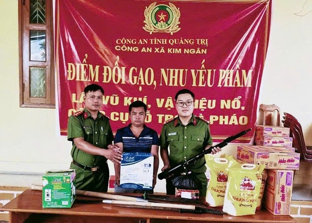 Chuyện đổi gạo, nhu yếu phẩm lấy "h&agrave;ng n&oacute;ng" tại Quảng Trị- Ảnh 2.