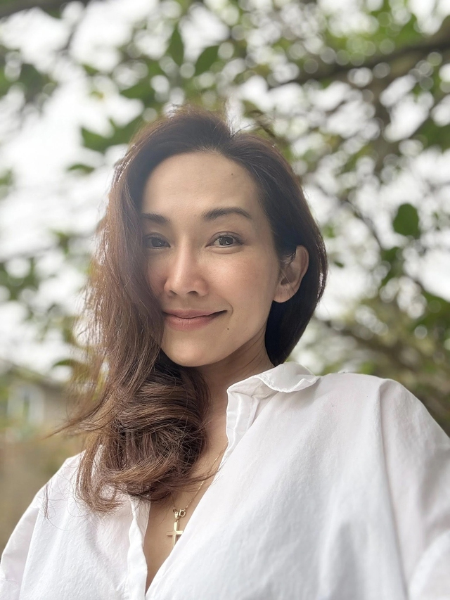 D&agrave;n sao phim Hương ph&ugrave; sa sau 20 năm: Người l&agrave;m d&acirc;u h&agrave;o m&ocirc;n, người h&ocirc;n nh&acirc;n hai lần đổ vỡ - Ảnh 4.