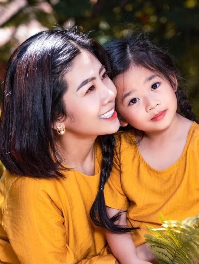 D&agrave;n sao phim Hương ph&ugrave; sa sau 20 năm: Người l&agrave;m d&acirc;u h&agrave;o m&ocirc;n, người h&ocirc;n nh&acirc;n hai lần đổ vỡ - Ảnh 10.