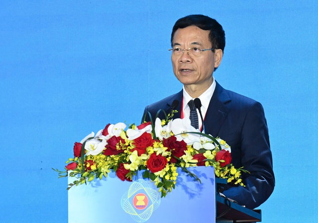 Bộ trưởng Nguyễn Mạnh H&ugrave;ng: - Ảnh 2.